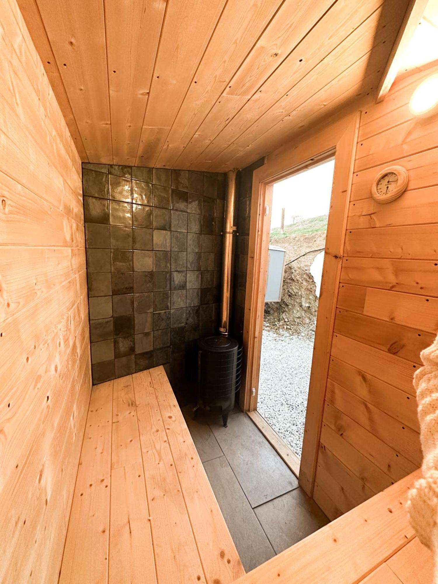 Romantic Accommodation - Hottub & Sauna Альмохія Екстер'єр фото