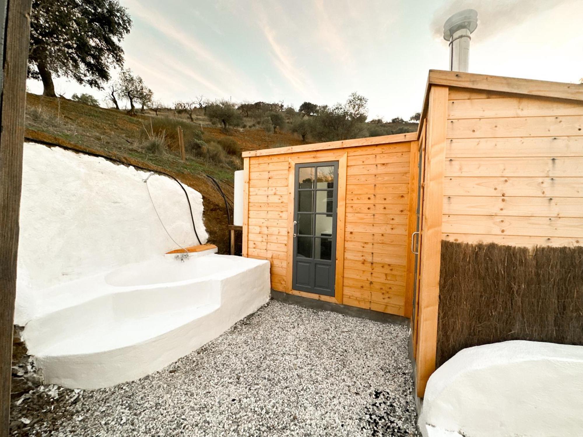 Romantic Accommodation - Hottub & Sauna Альмохія Екстер'єр фото